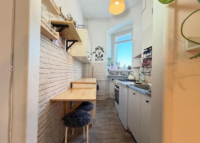 Dabrowskiego Centre By Bookinghost *