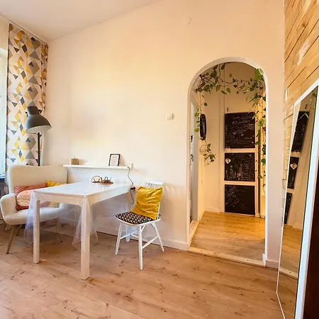 Dabrowskiego Centre By Bookinghost Appartement