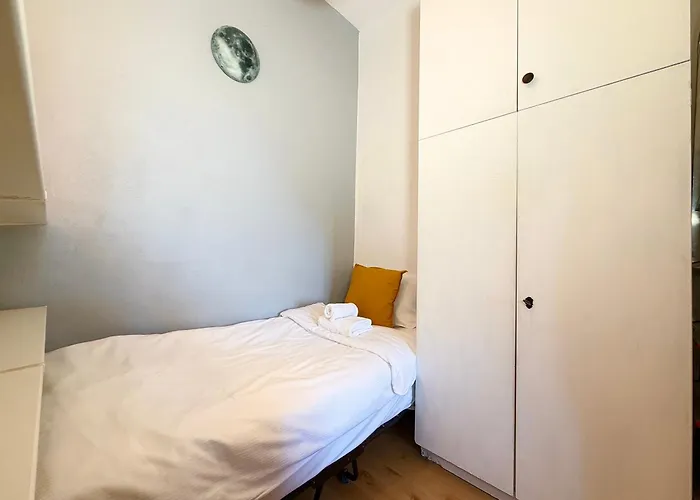 Dabrowskiego Centre By Bookinghost Breslavia